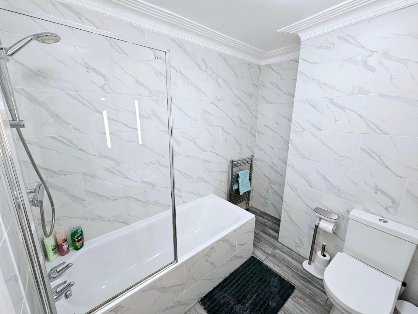 Spacious & Cosy 2 Bedroom Home Plus 2 Sofa-Beds With Private Entrance And Back Patio, 3 Min Walk To Earl'S Court Station لندن المظهر الخارجي الصورة